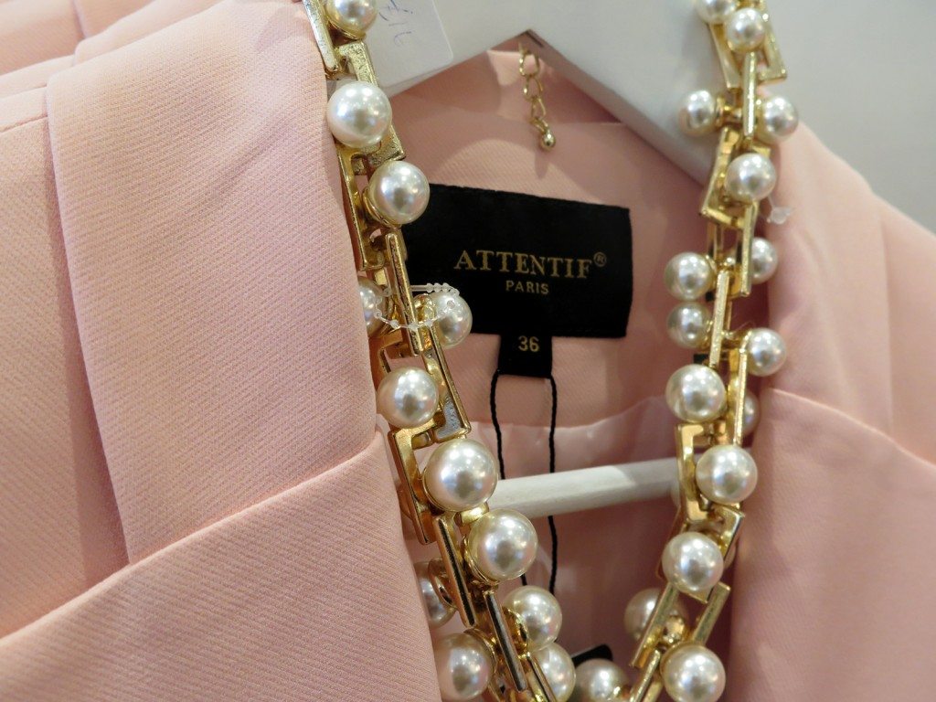 pearls_pinkjacket